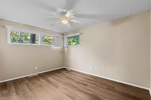 2523 Overbrook Dr, Greensboro, NC 27408 - Photo 17