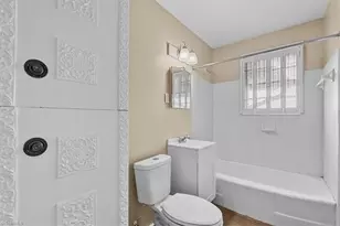 2523 Overbrook Dr, Greensboro, NC 27408 - Photo 23