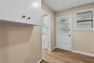 2523 Overbrook Dr, Greensboro, NC 27408 - Photo 31