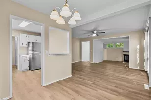 2523 Overbrook Dr, Greensboro, NC 27408 - Photo 13