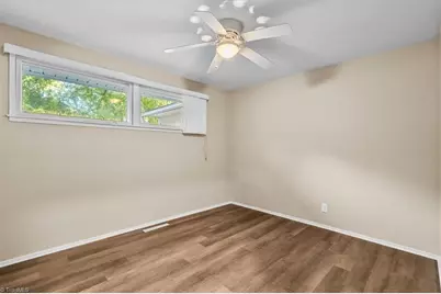 2523 Overbrook Drive, Greensboro, NC 27408 - Photo 29