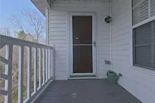 4325 Cedarcroft Ct, Greensboro, NC 27409 - Photo 17