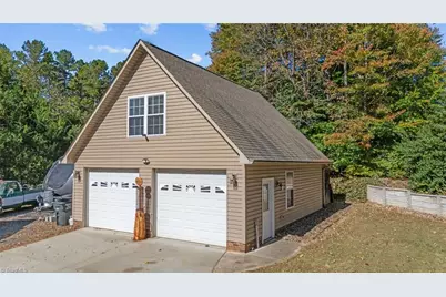 5172 Jordan Valley Road, Trinity, NC 27370 - Photo 3