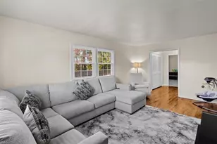 809 Daleview Pl, Greensboro, NC 27406 - Photo 15