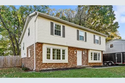 809 Daleview Place, Greensboro, NC 27406 - Photo 3