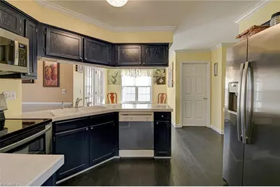 5125 Old Plantation Circle, Winston-Salem, NC 27104 - Photo 9