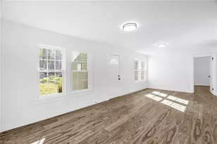 127 N Randolph Ave, Asheboro, NC 27203 - Photo 9