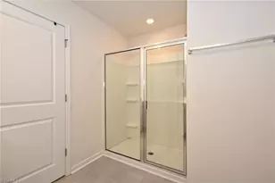 4716 Reedy Creek Farm Cir, Greensboro, NC 27405 - Photo 17