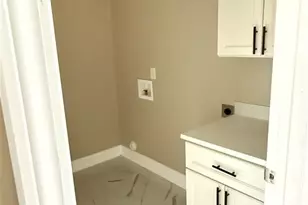 1515 Lincoln St, Greensboro, NC 27401 - Photo 9