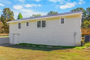 532 Cedar Mountain Rd, Mayodan, NC 27027 - Photo 21