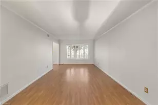 4827 Tower Rd, Greensboro, NC 27410 - Photo 5