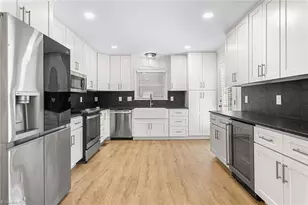 2511 Hickory Ave, Burlington, NC 27215 - Photo 9