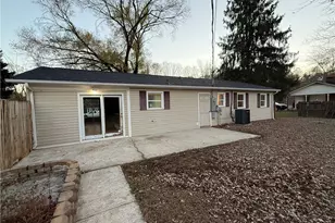 327 Weatherford Dr, King, NC 27021 - Photo 3