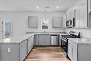 817 Shoveler Ct, Kernersville, NC 27284 - Photo 15