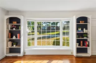 1004 Sherwood Dr, Burlington, NC 27215 - Photo 5