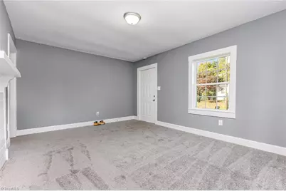 516 Avon Avenue, Burlington, NC 27215 - Photo 7