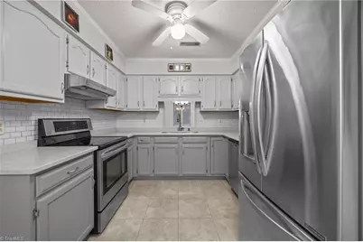 116 Briar Ridge Circle, Winston-Salem, NC 27104 - Photo 3