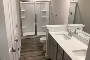 136 Plumtree Ct, King, NC 27021 - Photo 9