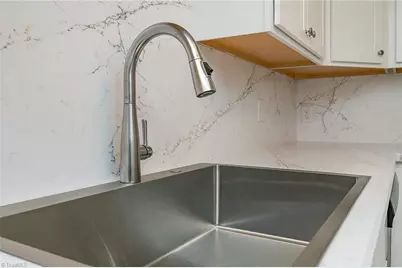 101 Booker Avenue, Lexington, NC 27292 - Photo 9