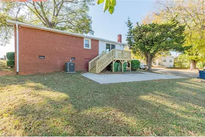 101 Booker Avenue, Lexington, NC 27292 - Photo 35