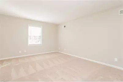 4805 Yorkwood Drive, Greensboro, NC 27407 - Photo 7