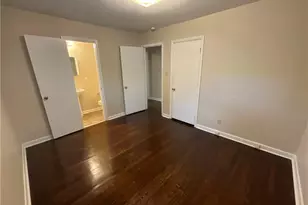 2706 Wynnewood Dr, Greensboro, NC 27408 - Photo 7