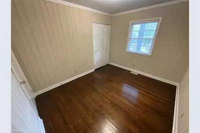 2706 Wynnewood Drive, Greensboro, NC 27408 - Photo 9