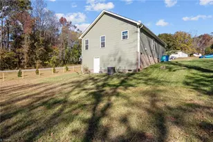 102 E Gene Hairston St, Madison, NC 27025 - Photo 23