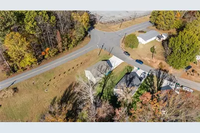 102 E Gene Hairston Street, Madison, NC 27025 - Photo 25