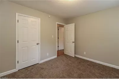 2910 Shamrock Drive, Greensboro, NC 27408 - Photo 13