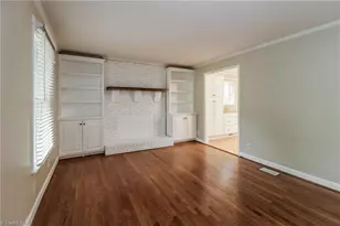 2910 Shamrock Dr, Greensboro, NC 27408 - Photo 3