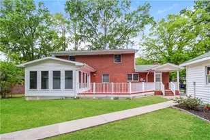 2910 Shamrock Dr, Greensboro, NC 27408 - Photo 15