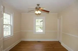 603 Mayflower Dr, Greensboro, NC 27403 - Photo 7