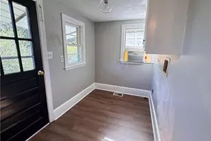 531 Elk Spur St, Elkin, NC 28621 - Photo 11