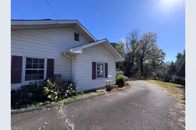 531 Elk Spur Street, Elkin, NC 28621 - Photo 17