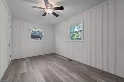 1402 Cyril Lane, Greensboro, NC 27401 - Photo 15