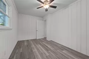 1402 Cyril Ln, Greensboro, NC 27401 - Photo 17