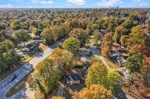 1402 Cyril Ln, Greensboro, NC 27401 - Photo 23