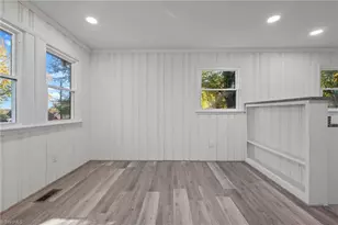 1402 Cyril Ln, Greensboro, NC 27401 - Photo 5