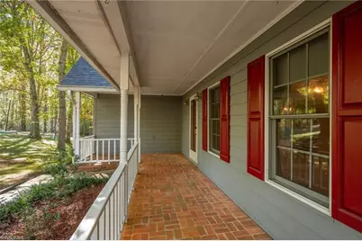 405 Oak Street, East Bend, NC 27018 - Photo 3