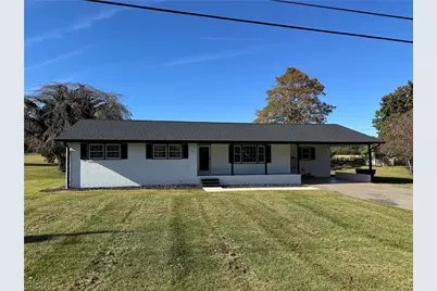 209 Freeman Street, Dobson, NC 27017 - Photo 3