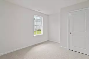 116 Linden Dr, Thomasville, NC 27360 - Photo 9