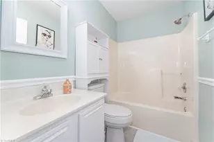 3517 Mizell Rd, Greensboro, NC 27405 - Photo 15