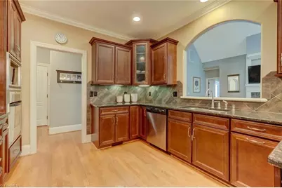 8103 Rogers Court, Greensboro, NC 27455 - Photo 21