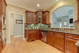 8103 Rogers Ct, Greensboro, NC 27455 - Photo 21