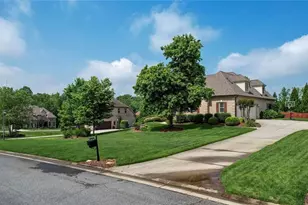 8103 Rogers Ct, Greensboro, NC 27455 - Photo 5