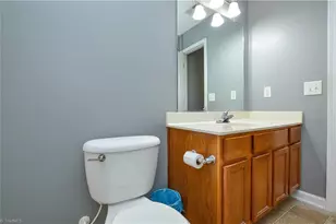 3249 Hyde Pl Cir, Winston-Salem, NC 27103 - Photo 25