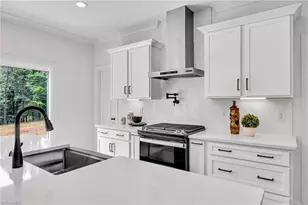 7112 Woodfield Heights Dr, Stokesdale, NC 27357 - Photo 21