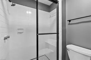 6 Fountain View Cir, Greensboro, NC 27405 - Photo 15