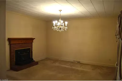 183 E Aiken Road, Eden, NC 27288 - Photo 31